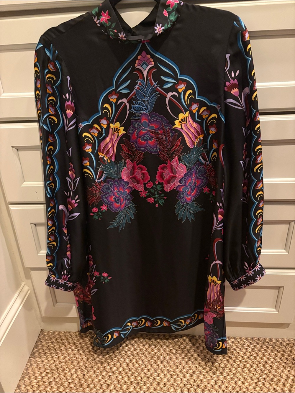 Black Floral Print Long-Sleeve Women's Dress